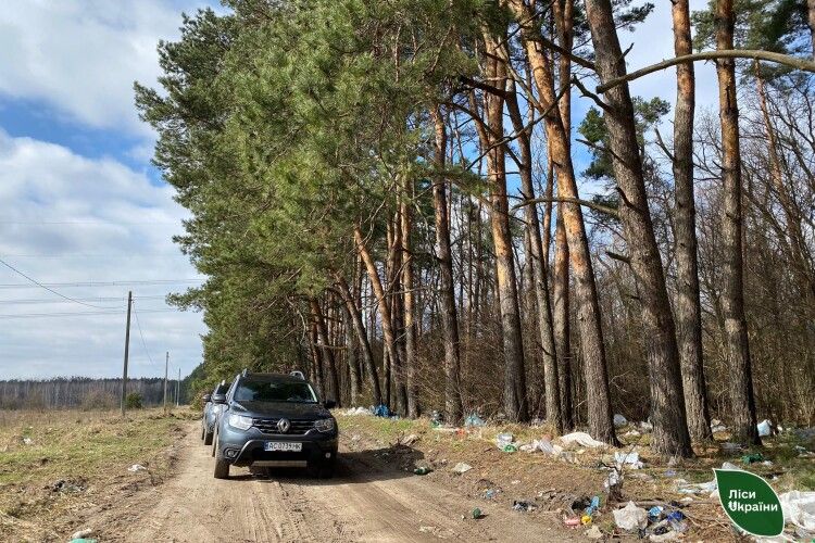  На Волині за допомогою фотопасток «полюватимуть» за тими, хто засмічує ліс