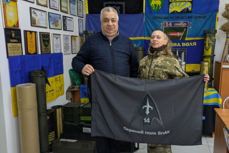 Найвища нагорода: на Волині громада отримала Подяку з фронту