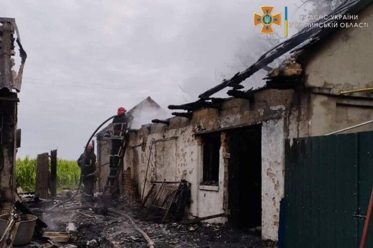 У пожежі на Володимирщині загинули батько і його 4-річна донечка