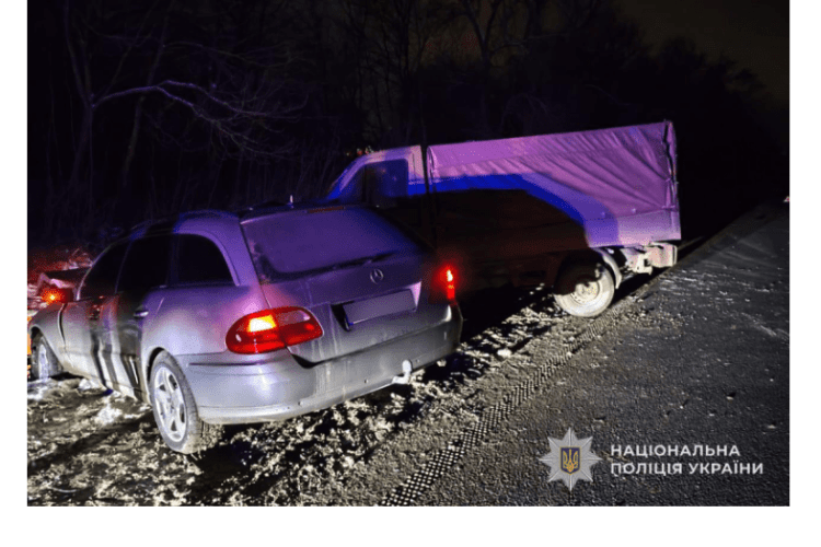 У ДТП на Тернопіллі водій з Волині травмував батька та 8-річного сина