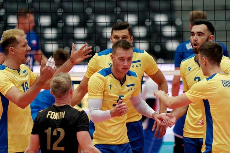 Чоловіча збірна України стартувала з перемоги на Чемпіонаті Європи з волейболу