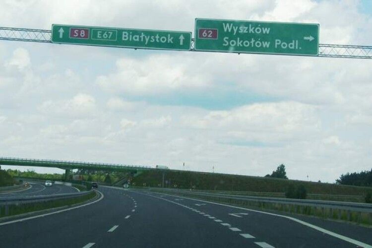 Польща та країни Балтії заблокують автомобільне сполучення з Росією і Білорусією