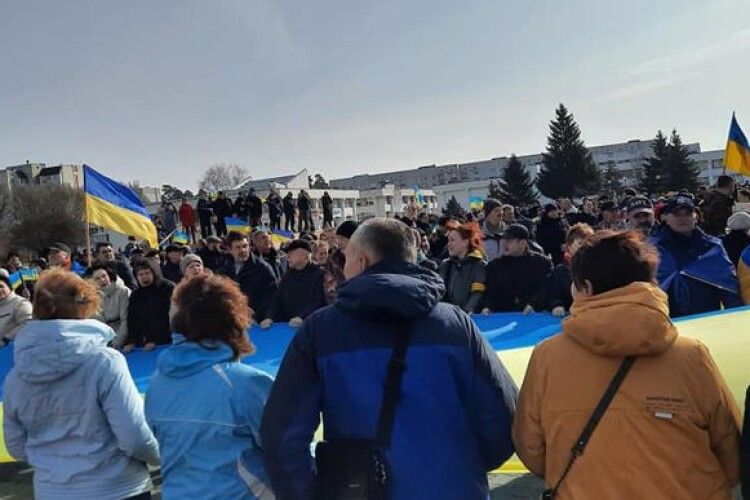 У Славутичі є поранені, але мера окупанти відпустили