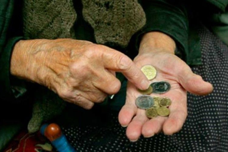 З початку року середня пенсія в Україні «розжиріла» аж на 38 гривень... 