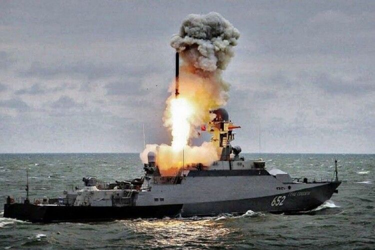 Скільки носіїв «Калібрів» наразі знаходяться у Чорному морі