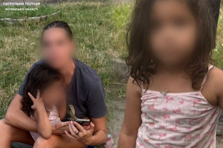 У Луцьку дворічна дитина сама пішла гуляти містом