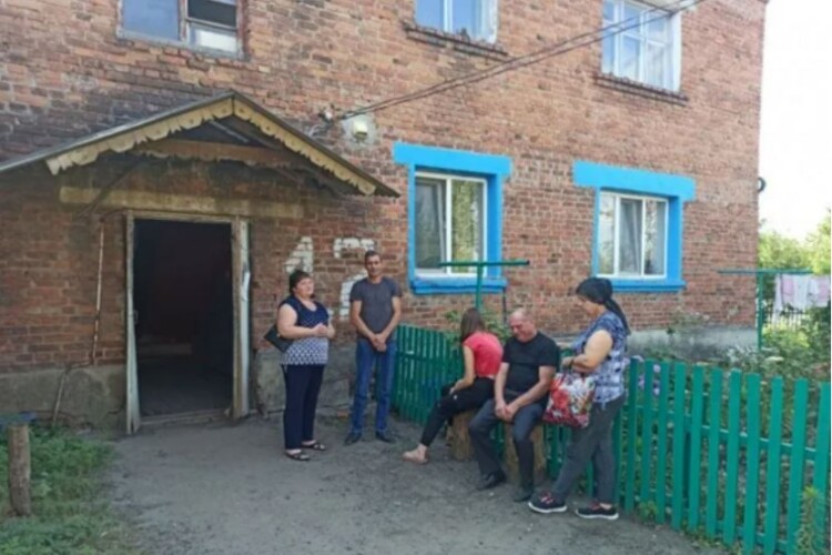 «Знайшли її закривавлений одяг і зрозуміли, що трапилася біда»: рідні убитої 6-річної дівчинки розповіли про її останні хвилини життя (Фото)