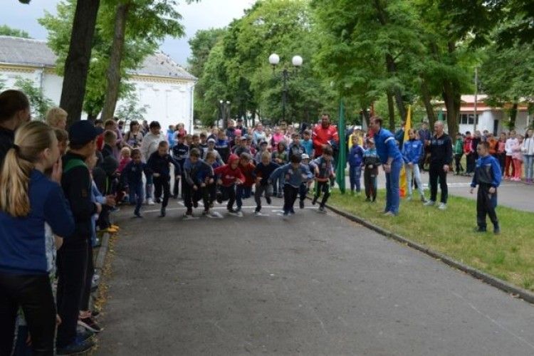 800 юних ковельчан взяли участь в Олімпійському дні бігу
