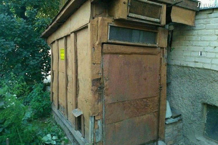 Луцькі муніципали прозвітували, скільки усього демонтували