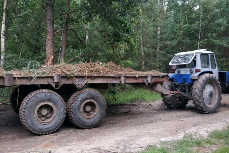 На Волині тракторист переїхав свого пасажира