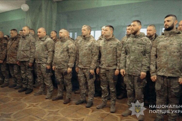 Поліцейські-добровольці Волині отримали відомчі нагороди та звання