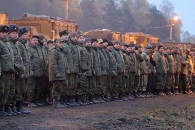 До Білорусі прибула чергова партія російських солдатів (Фото)