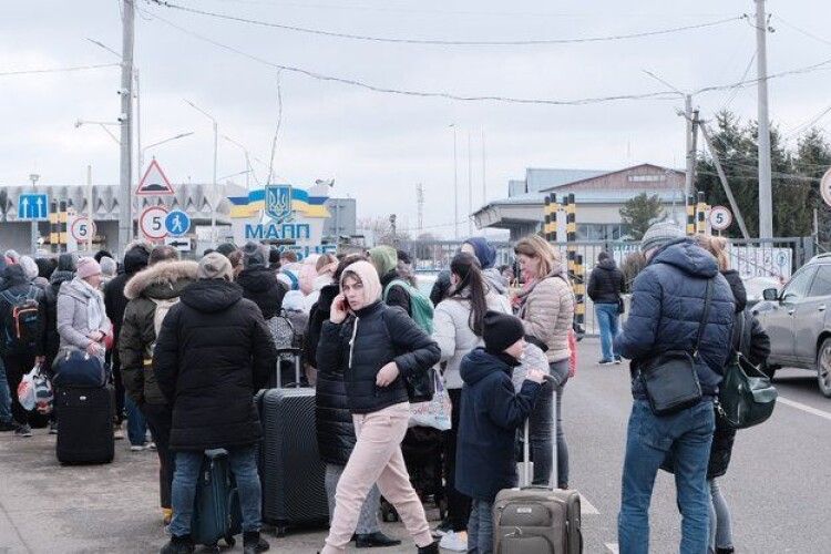 Найбільше авто на кордоні зі Словаччиною — які черги на пунктах пропуску