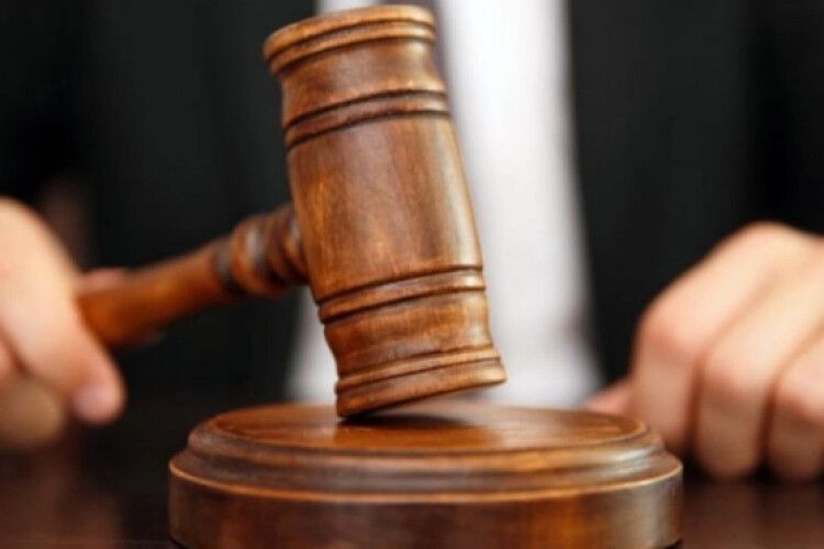 Волинянин постав перед судом через жінку й плітки