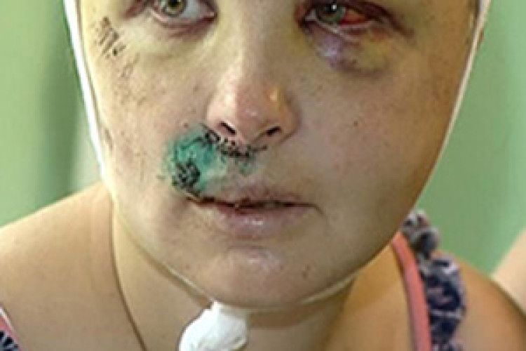 ОБУРЕНІ ЛЮДИ ШТУРМУВАЛИ  ВІДДІЛЕННЯ МІЛІЦІЇ