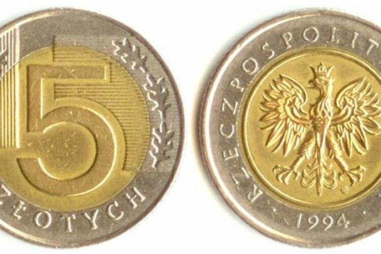 У Володимирі-Волинському судили пенсіонерку, яка обміняла на 73 гривні дві монети по 5 злотих