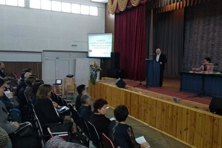 Відмова збирати кошти з батьків не позначилася на матеріальному забезпеченні шкіл Маневиччини