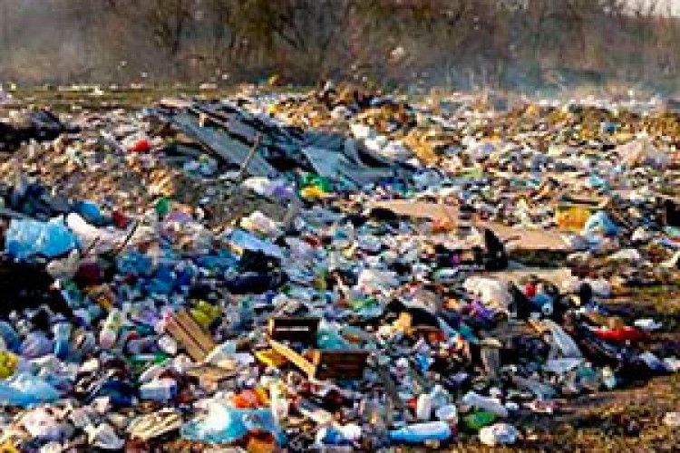 ВІД ДИМУ І СМОРОДУ СТРАЖДАЮТЬ ЛЮДИ