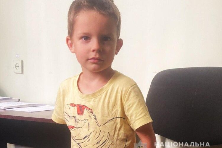 Поліція встановила особу хлопчика, якого знайшли у Луцьку