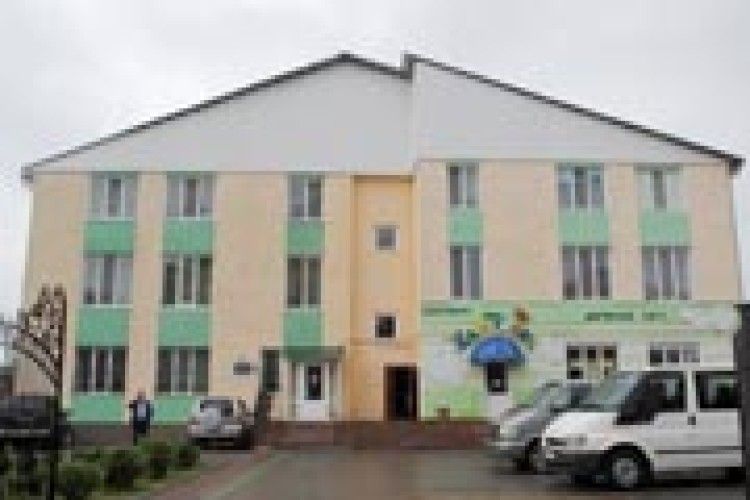 ЗМЕТИКУВАЛИ… НА ТРЬОХ*