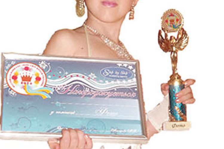 МАЛЕНЬКА ПОЛІСЯНОЧКА — НАЙКРАЩА ФОТОМОДЕЛЬ