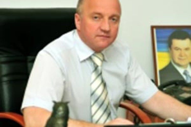 ЧОМУ ПРОДУКТИ ДЛЯ НАШИХ ДІТЕЙ ВЕЗУТЬ ЧЕРЕЗ ПІВКРАЇНИ?