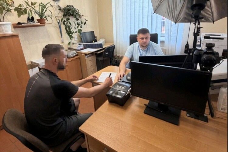 На Волині іноземця примусово повертають додому