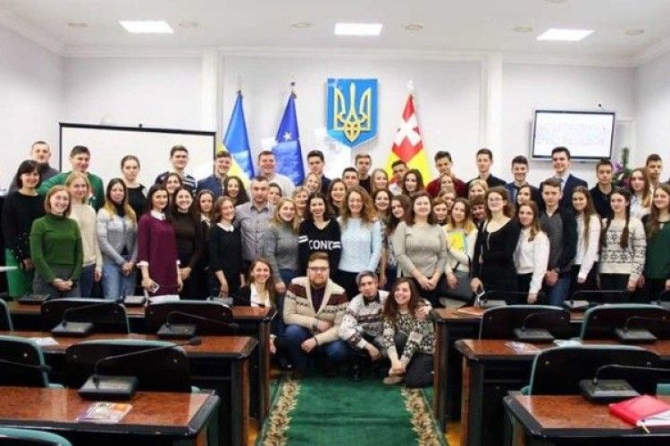 Луцьк може стати молодіжною столицею України