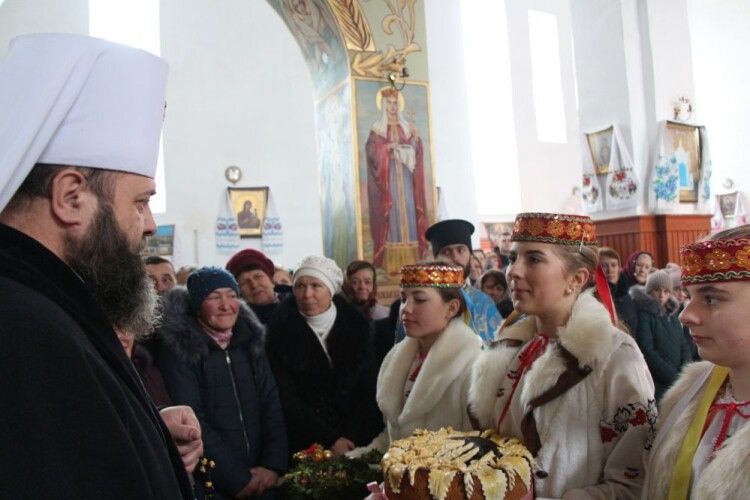 Куди на третій день різдвяних свят поїде з візитом митрополит Луцький і  Волинський 
