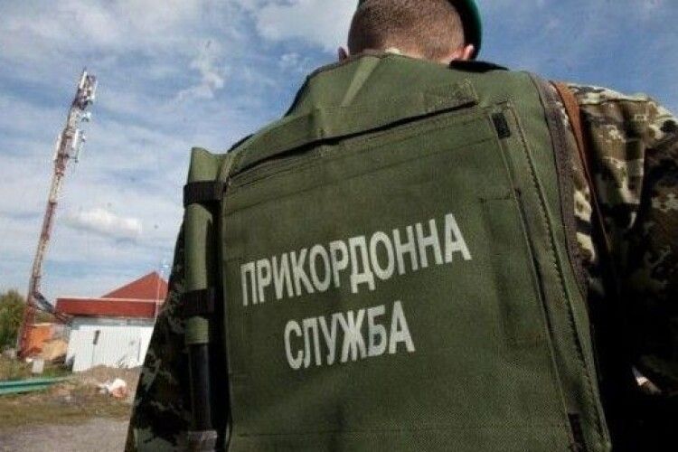 Прикордонники затримали росіянина, який планував приєднатися до бойовиків на Донбасі