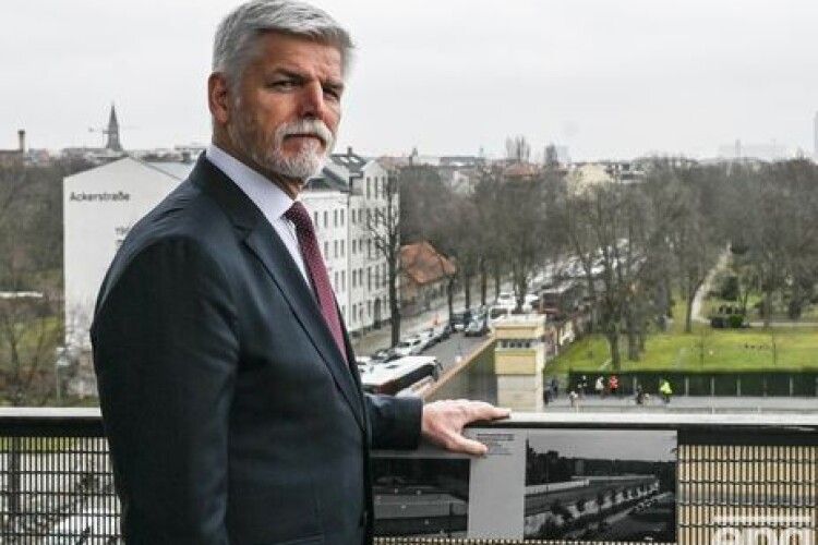 Чехія надала Україні все озброєння, яке могла – президент