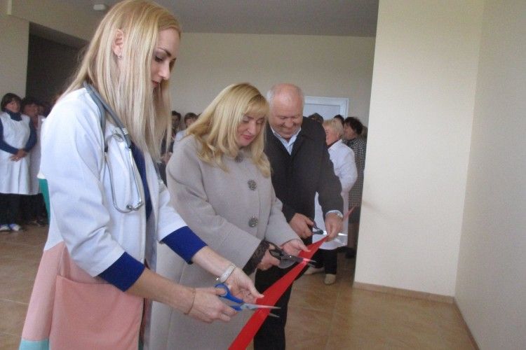 В Іваничівській лікарні урочисто відкрили відремонтоване приймальне відділення (Фото)