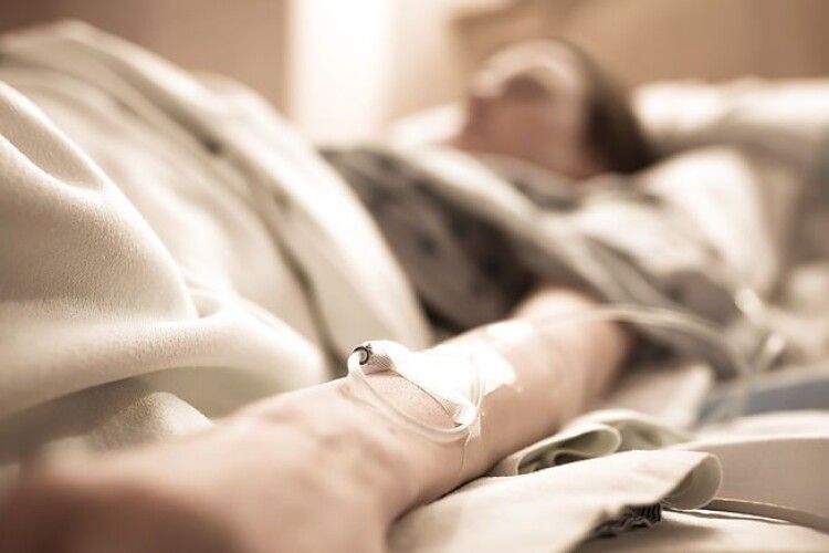 В Україні після пологів померла 36-річна жінка, у якої діагностували коронавірус
