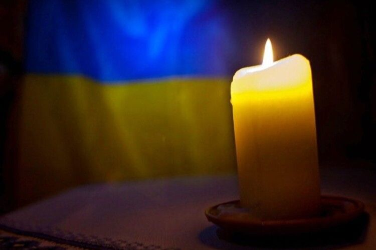 У Луцьку попрощаються з воїном Олександром Бондаренком