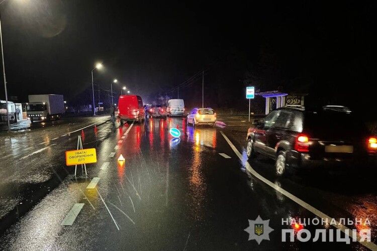 На Волині під колеса автівок потрапили пішоходи