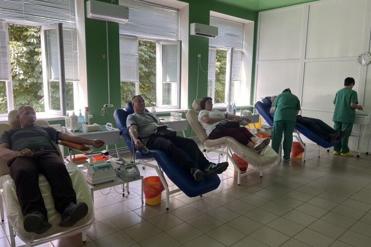 Волинські енергетики здали понад 7 літрів крові для ЗСУ