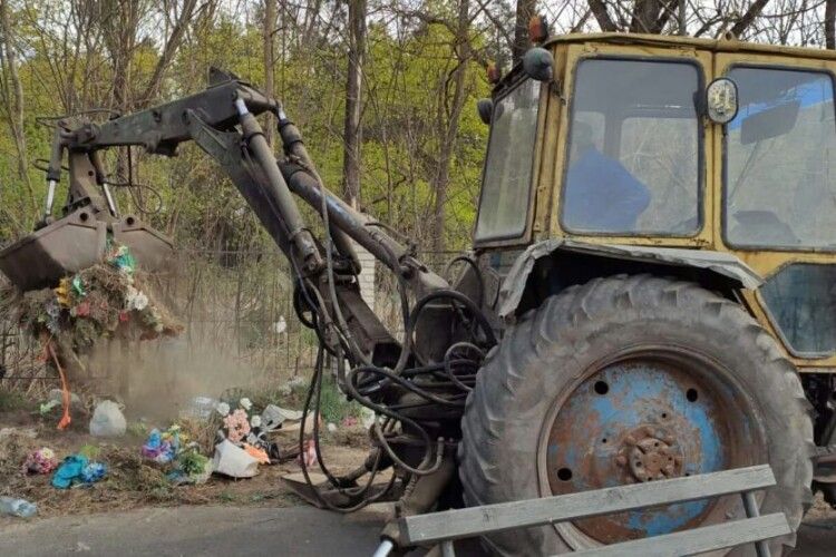 Міська влада Володимира закликає мешканців приватного сектору укладати договори про вивезення сміття