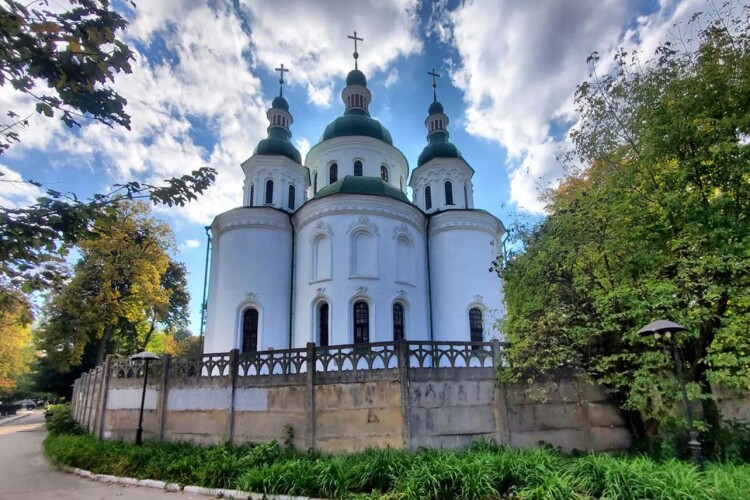 Літургія у Кирилівській церкві вперше за десятиліття відбулася українською