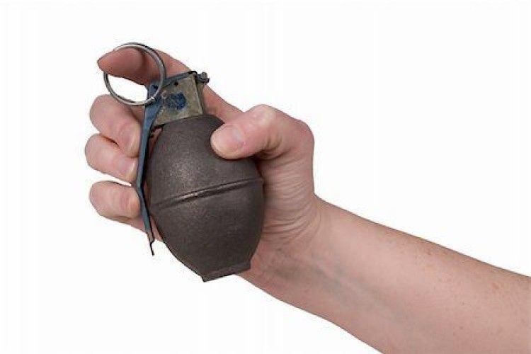 У дворових бійках в хід пішли... гранати