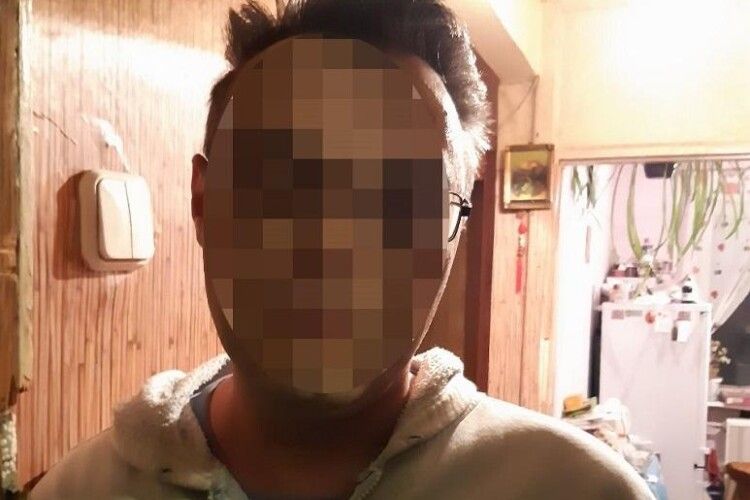 У Києві затримали маніяка, який з ножем нападав на чоловіків 