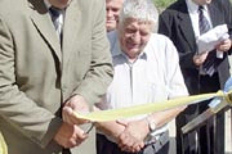 НОВОСІЛЛЯ: подарунок сільським любителям книг