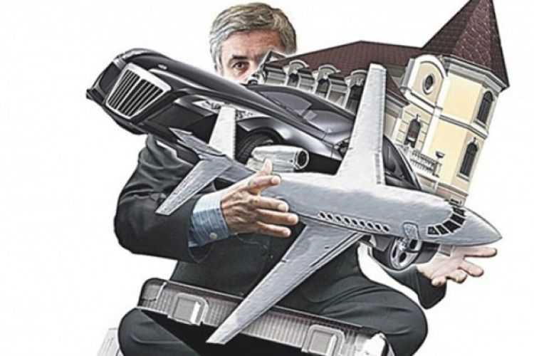 Рівненські владці бідніші за волинських, зате декларують святі мощі