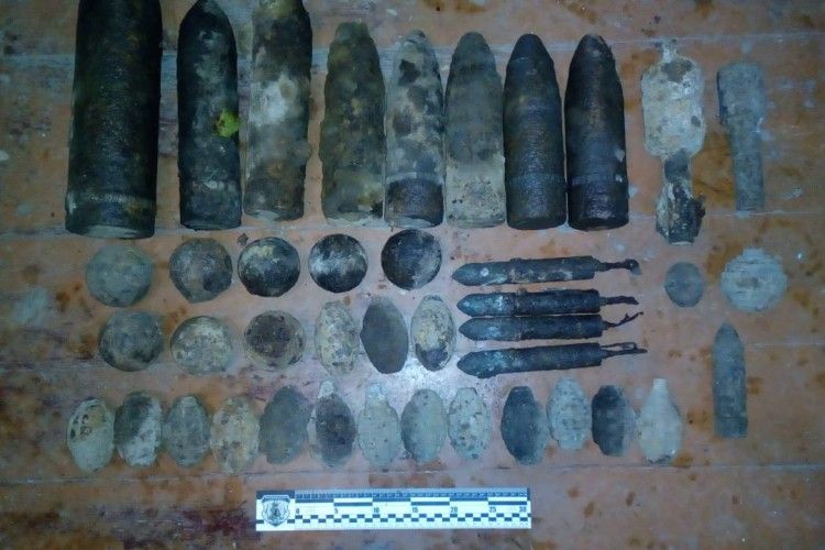 Вирок суду не навчив: волинянин і далі «копає»... боєприпаси (фото)