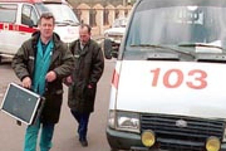 ЗАМІСТЬ ХРЕСТИН ПОТРАПИЛИ ДО РЕАНІМАЦІЇ