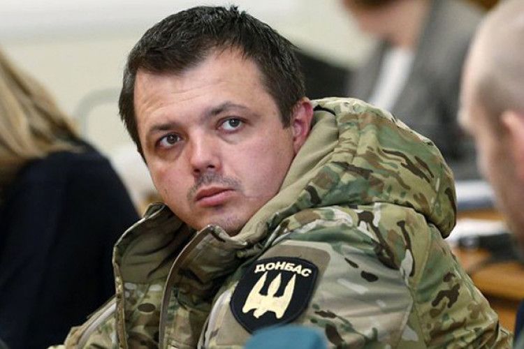 Суд позбавив Семена Семенченка звання майора