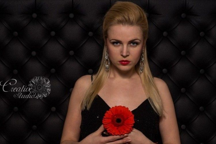Володимирчанка стала обличчям відомого косметичного бренду