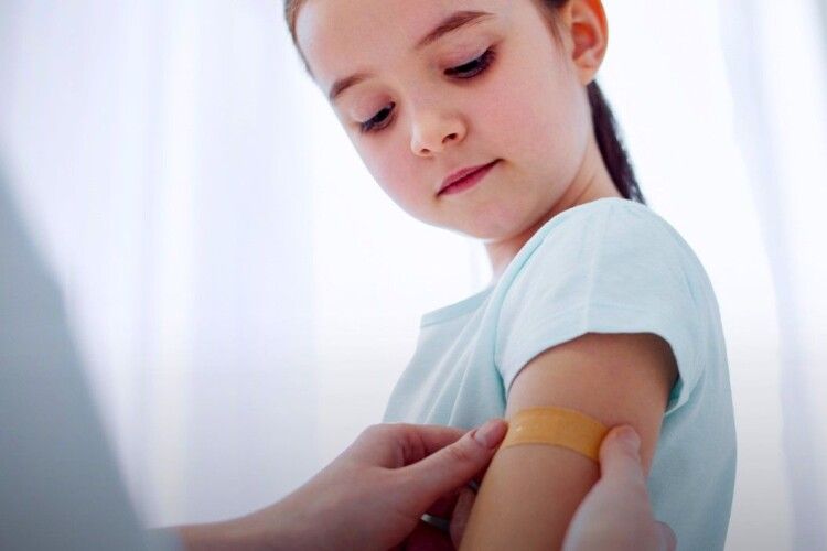 На Волині понад 95% дітей щеплені проти поліомієліту та КПК