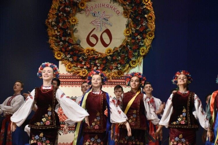 «Волинянка» влаштував концерт з нагоди свого 60-річчя (Фото)