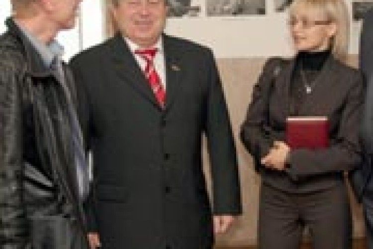 ІСТОРІЯ КРАЮ У ФОТОЗНІМКАХ