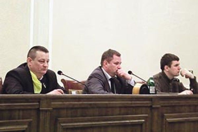 НА ВОЛИНІ ОБЛАСНУ РАДУ ОЧОЛИЛИ ОПОЗИЦІОНЕРИ